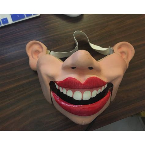 VENTRILOQUIST BIG MOUTH CABLE MASK, Health & Nutrition, Face Masks ...