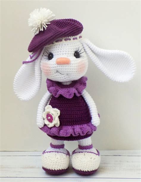 Bunny doll crochet pattern | Crochet bunny pattern, Crochet dolls ...