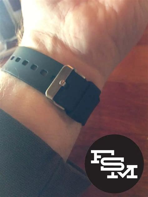 Review: Pebble Smart Watch. This Is The Start Of Something Big [video]