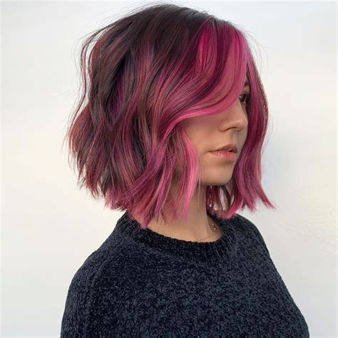 pink short hair