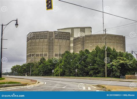 Dekalb County Jail on Memorial Drive Editorial Stock Photo - Image of ...