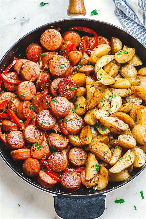 Smoked Sausage and Potato Skillet Recipe – Smoked Sausage Recipe — Eatwell101