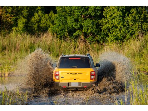 2021 Ford Bronco Sport: 60 Exterior Photos | U.S. News