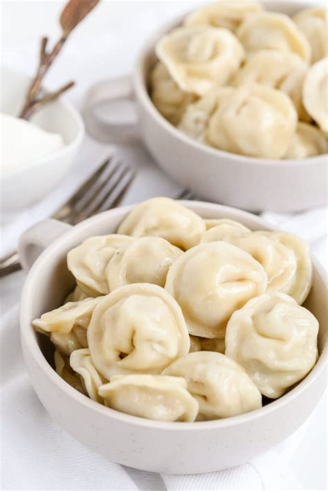 Russian Pelmeni (Meat Dumplings) - Momsdish