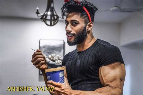 Abhishek Yadav Bodybuilder Age 2023, Bio Net worth Wife Gf