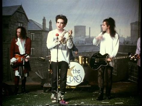 Friday I'm In Love | The Cure | Videos de música | VH1 LA