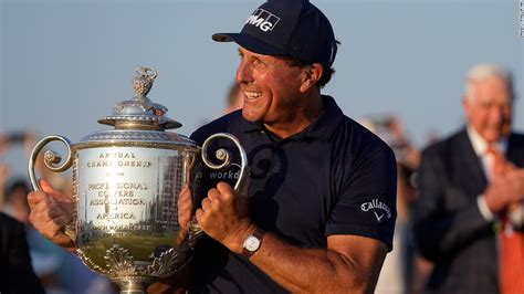 PGA Championship 2021: Phil Mickelson becomes oldest major winner - CNN