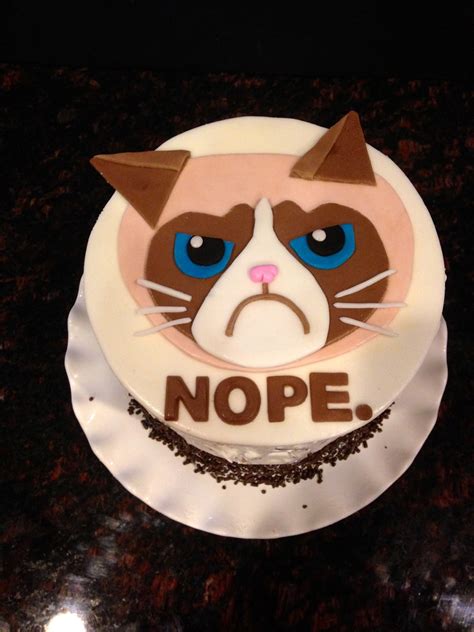 My 39Th Birthday Cakegrumpy Cat My Favorite - CakeCentral.com