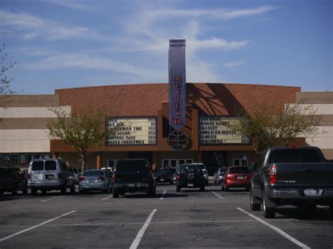 Cinemark Movies 12 in Lancaster, CA - Cinema Treasures