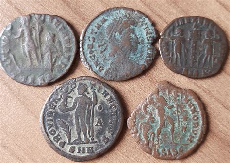 Roman coins identification [solved] – Numista