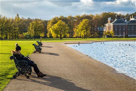 Princess Diana Memorial walk - London Parks walks - London walks