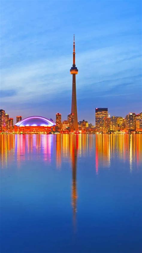 Pin by Glenn Hardjowibowo on वीर | Cn tower, Canada, Toronto canada