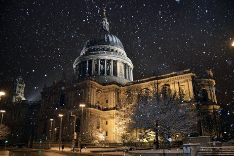 Magical Photo of St. Paul's Cathedral In The Snow - Randomly London