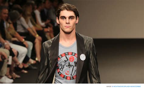 Walter White's son from 'Breaking Bad' is now a runway model. | Scoopnest