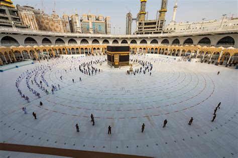 Saudi Arabia considers barring overseas haj pilgrims for second year ...