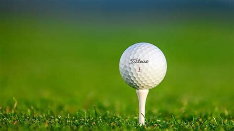 Titleist Golf Ball Comparison: 10 Best Titleist Golf Balls Reviewed in 2022