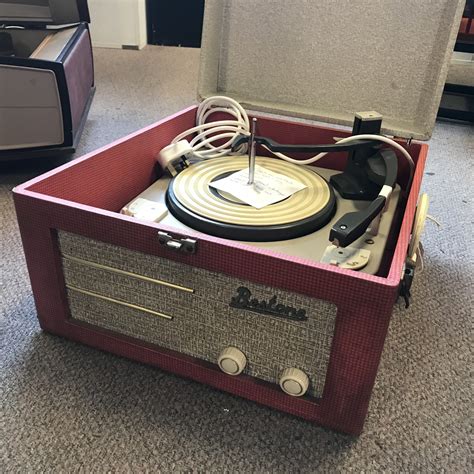 Bestone 1960 Vintage Record Player | Audio Gold