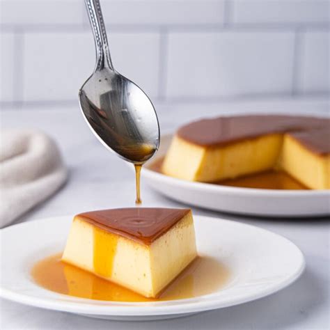 Bánh Flan (Vietnamese Flan Creme Caramel) | Savory Sweet Spoon