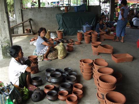 A Clay Pot in Exchange for Rice, Anyone? [Pottery Traditions Ilocos Norte Philippines ...