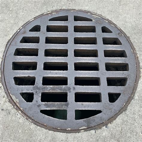 4" x 24" Manhole Frame and Cover Locking Watertight - American Cast ...