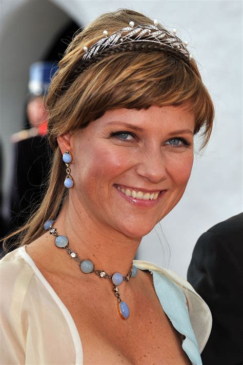 Will Princess Märtha Louise of Norway wear a tiara at her wedding to Durek Verrett? | Tatler