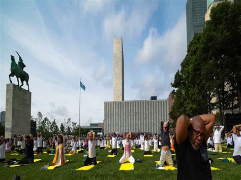 People arrive in large numbers to attend yoga day event at UN