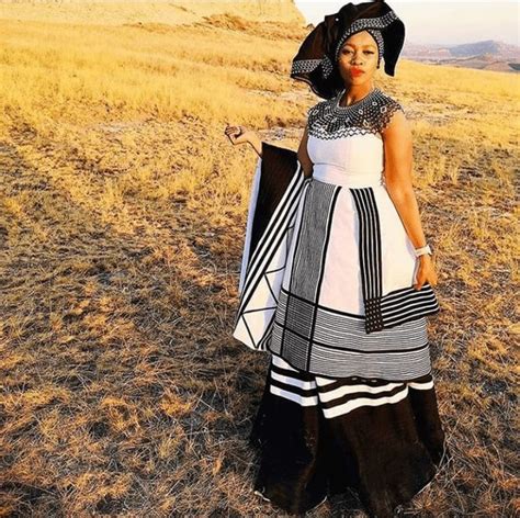 Clipkulture | Beautiful Xhosa Strapless Umbhaco Dress With Doek and ...