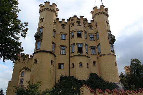 Scrogin Family: Hohenschwangau Castle