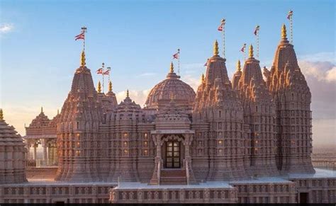 BAPS Hindu Temple In Abu Dhabi: As Abu Dhabi Temple Opens For Public ...