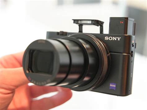 Sony RX100 VI Announced, Price $1,198 ! - Camera News at Cameraegg