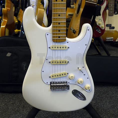 Fender Jimi Hendrix Stratocaster - White w/ Gig Bag - 2nd Hand | Rich Tone Music