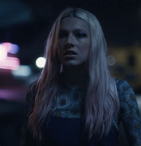 Hunter Schafer plays Jules in the pilot episode of HBO's Euphoria | Euphoria, Hbo, Film aesthetic