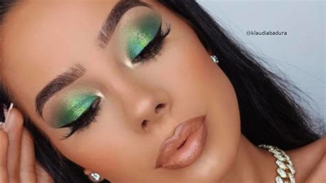 Tropical Emerald Green Makeup Looks to Brighten Up Your Summer Days | Fashionisers©