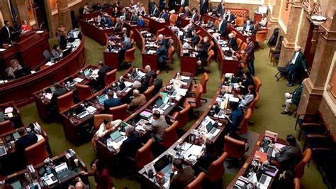 Utah House approves bills on social media, conversion therapy for minors