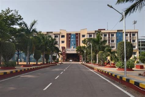 TKR College of Engineering and Technology Hyderabad B.Tech Review by ...