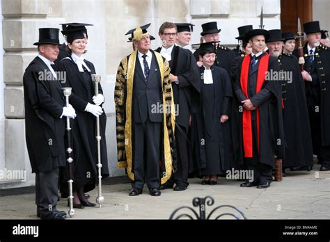 CAMBRIDGE UNIVERSITY STUDENTS ON GRADUATION DAY Stock Photo - Alamy