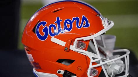 Florida Gators Have Major Shot With 2025 Star Quarterback Prospect ...