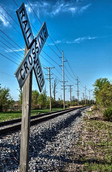 How Do Railroad Crossing Accidents Happen? | Law Blog