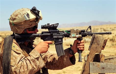 M4 Carbine: The Gun the Army Loves to Go to War With | The National ...