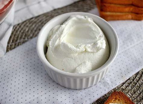 Queso crema casero (tipo philadelphia) con 2 ingredientes - Receta Petitchef