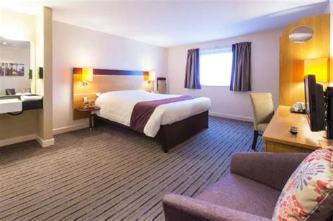 Premier Inn Portsmouth Port Solent Hotel - UPDATED 2018 Prices ...