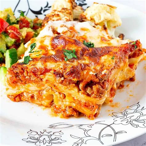 World's Best Lasagna with Ricotta: A Crowd-Pleasing Recipe - Veena Azmanov Kitchen