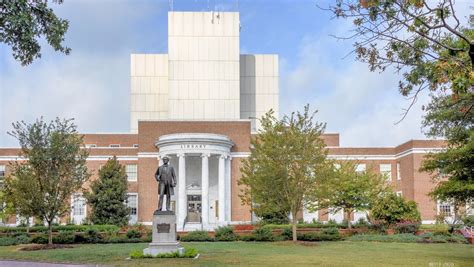 UNC-Greensboro awarded $81M to renovate Jackson Library - Triangle ...