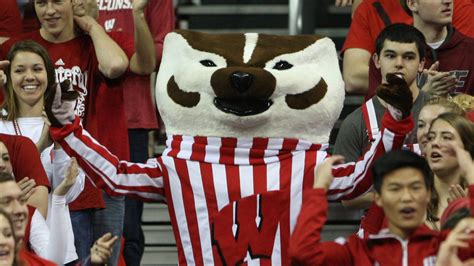 Hockey Preview:Wisconsin Badgers - The Only Colors