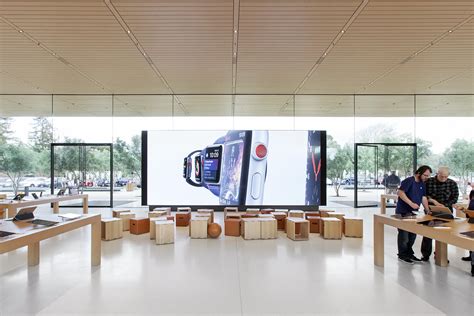 Apple Park Visitor Center by Foster + Partners | Showrooms