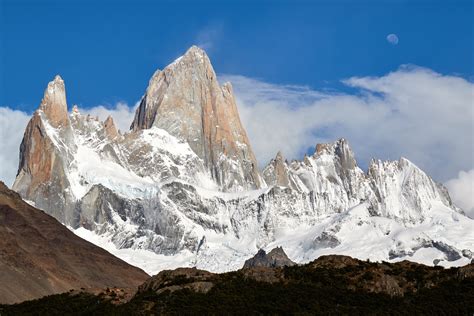 Wallpaper : Patagonia, fitzroy, snow, peaks, mountains, southamerica, Moon, losglaciares, 2017 ...