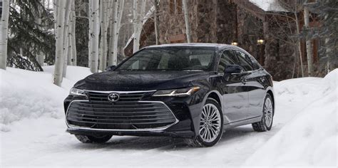 2021 Toyota Avalon Review, Pricing, and Specs