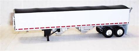 40' Grain Trailer 1:87 (HO Scale) Model By Trucks N Stuff | Ho scale, Scale models, Trucks