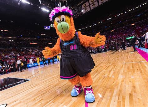 Mascot Burnie Photo Gallery Photo Gallery | NBA.com