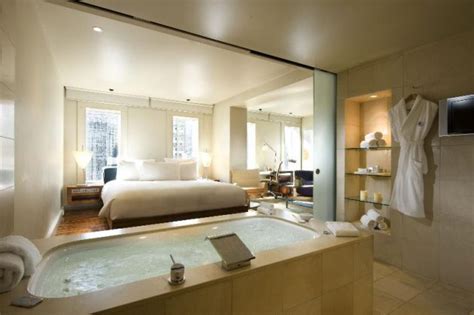 19 Outstanding Master Bedroom Designs With Bathroom For Full Enjoyment